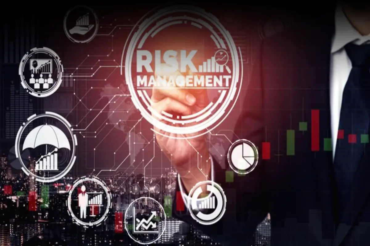 A Guide To Early Risk Management In The Banking Sector